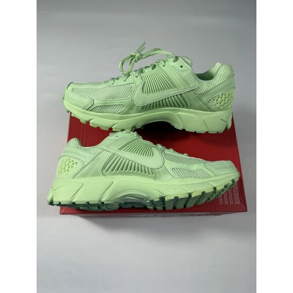 New New Nike Zoom Vomero 5 Shoes Mens Size 10 Vapor Green Running HF5493 301 - Picture 4 of 10